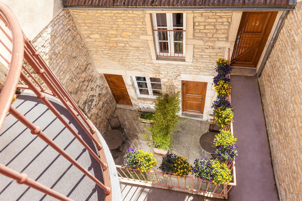 Hotel De La Cloche Beaune  Zewnętrze zdjęcie